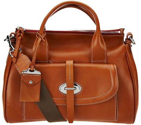 dooney and bourke home page.